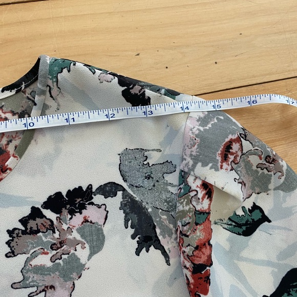Wilfred Aritzia Cambrai Floral Top S - Picture 12 of 12